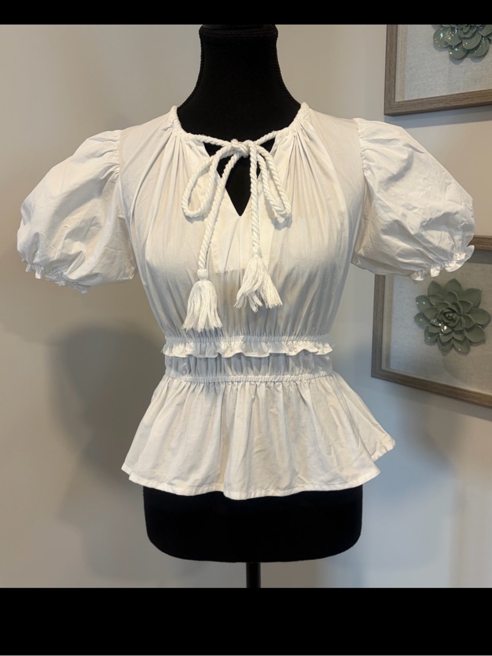 Never Worn! Moon River White Puff Sleeve Tie-Front Peplum Ruffle Blouse